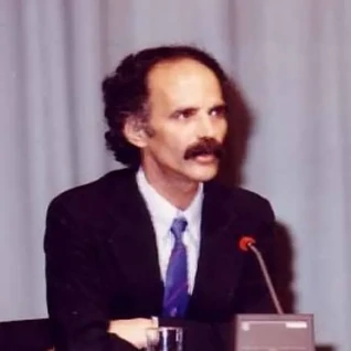 هوشنگ گلشیری